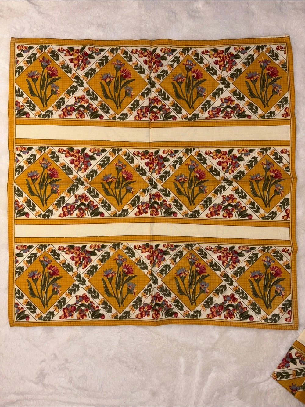 April Cornell French Provenance Floral Napkins Color: Mustard/Red/Green Set of 4